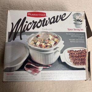 Rubbermaid Microwave Cookware 7 Piece Set White Space Saving Stackable Vintage